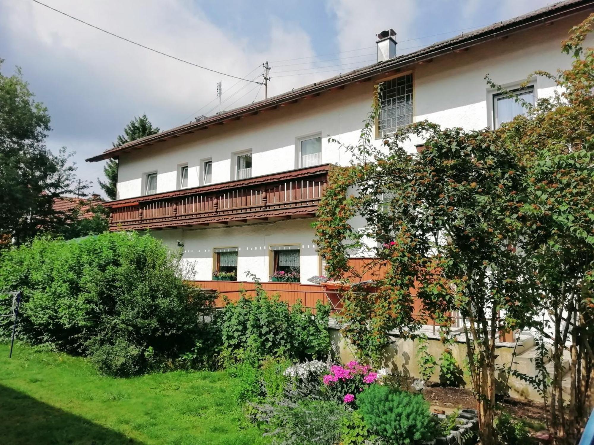 לאם Ferienhaus Bergesblick מראה חיצוני תמונה